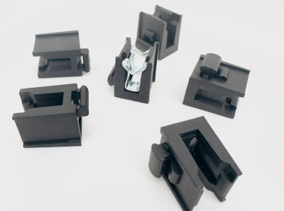 Клипса под крепеж пластины. Литье на ТПА